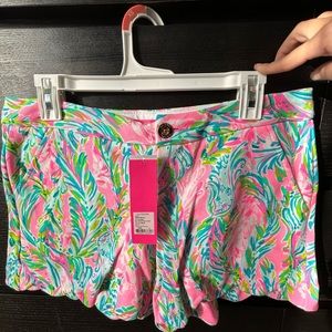 NWT Lilly Pulitzer buttercup knit short size 6.